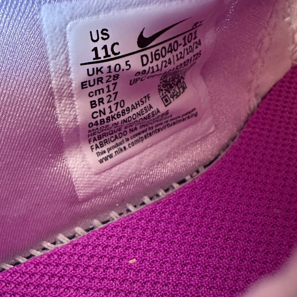 Nike Toddler girls Flex Runner 2 Slip on Sneakers no laces 11c - Picture 9 of 9